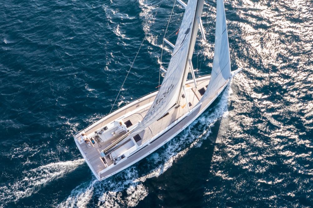 The X4⁹ MkII carries a versatile sail plan